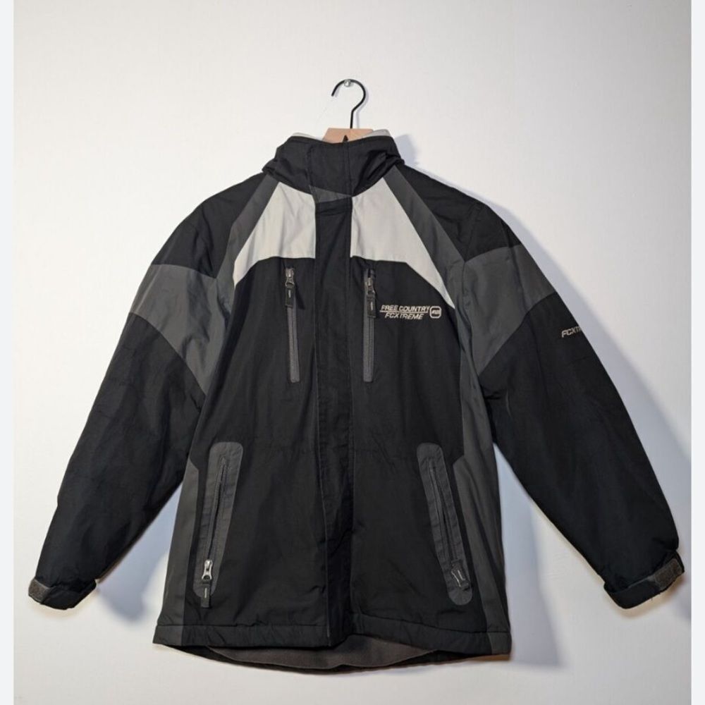 FREE COUNTRY EXTREME PERFORMANCE SERIES BOYS JACKETS SIZE M (7-8)